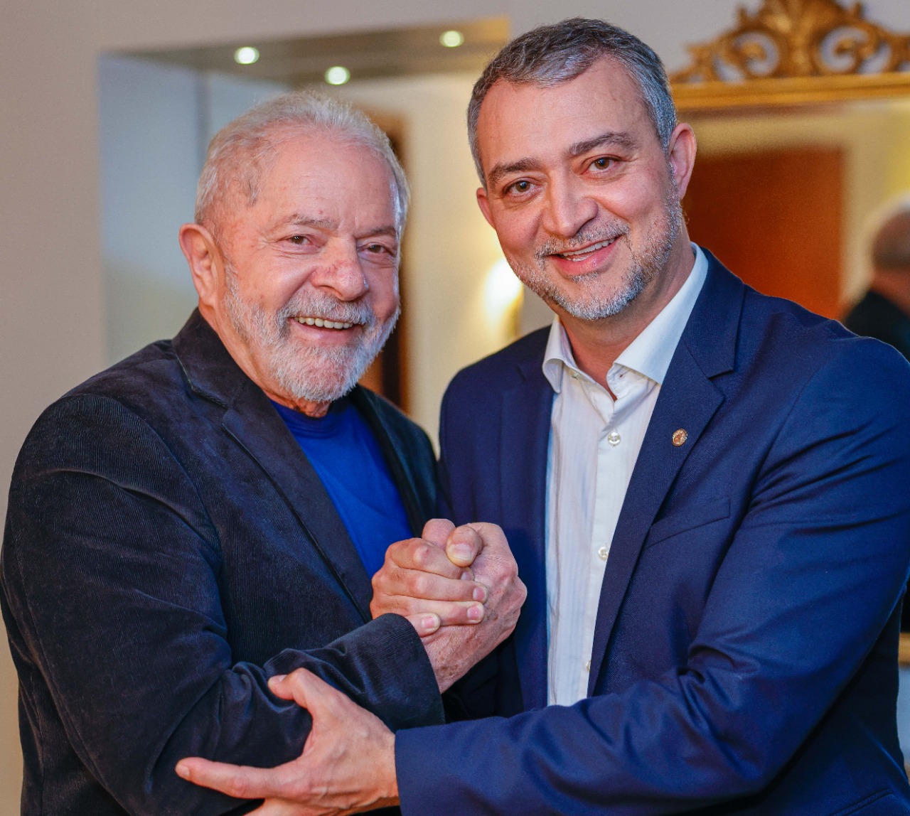 Lula e Edegar Pretto participam de ato em defesa da soberania, em Porto Alegre