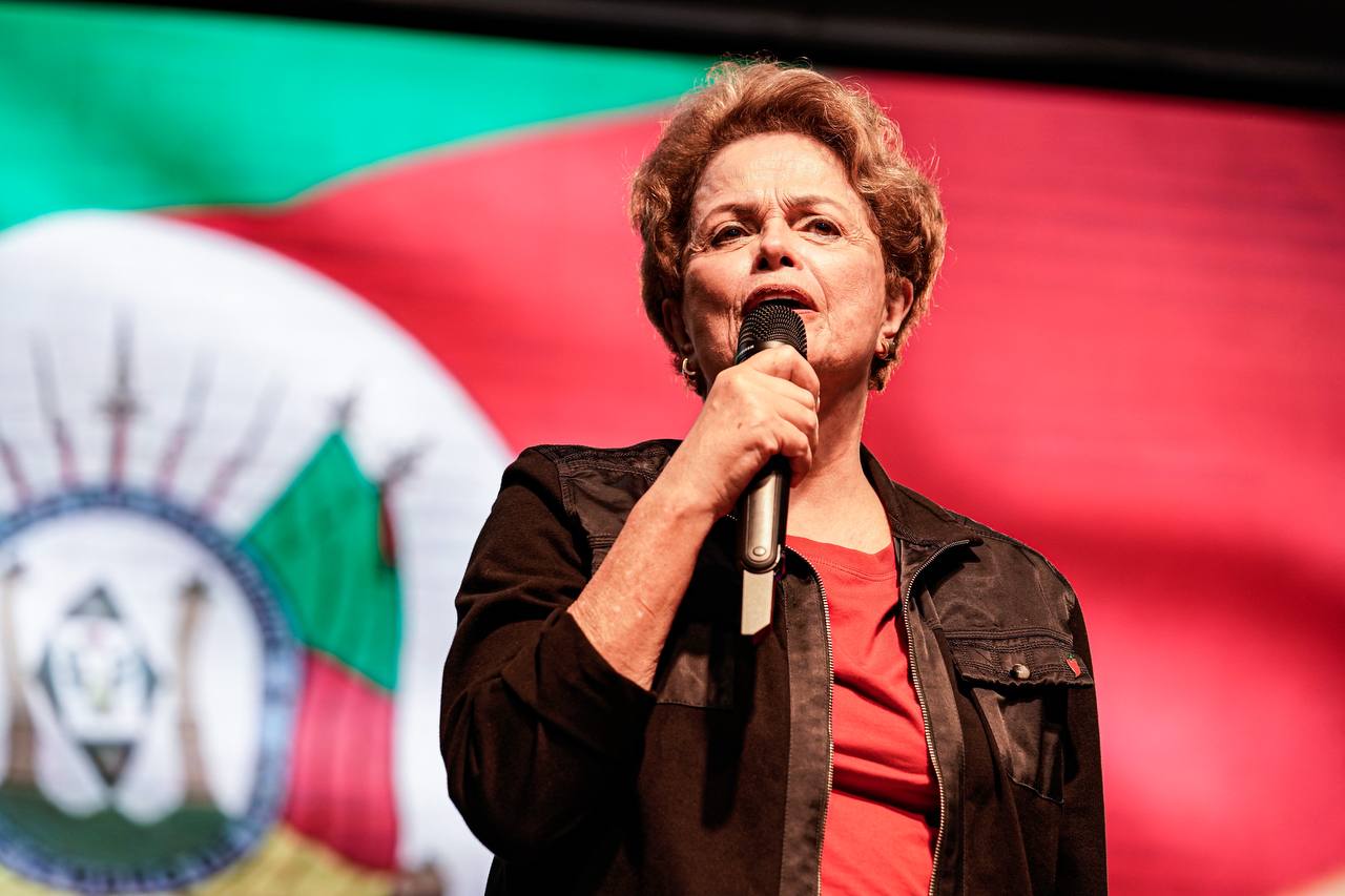 Dilma destaca papel da militância para eleição de Lula e Edegar