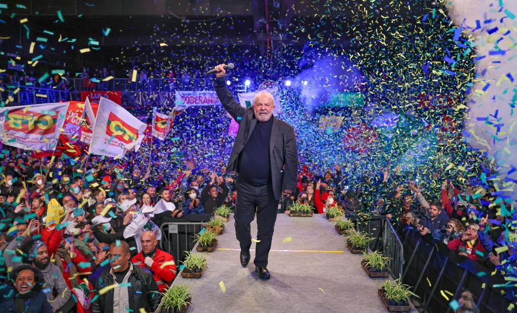 Live do ato de Lula retransmitida nas redes de Edegar Pretto já soma quase 100 mil visualizações 
