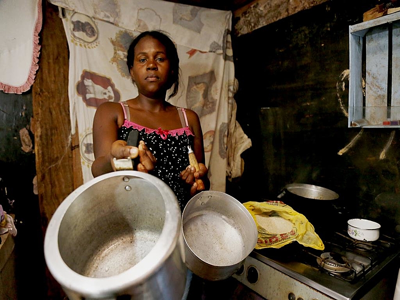 33 milhões de brasileiros passam fome no país de Bolsonaro