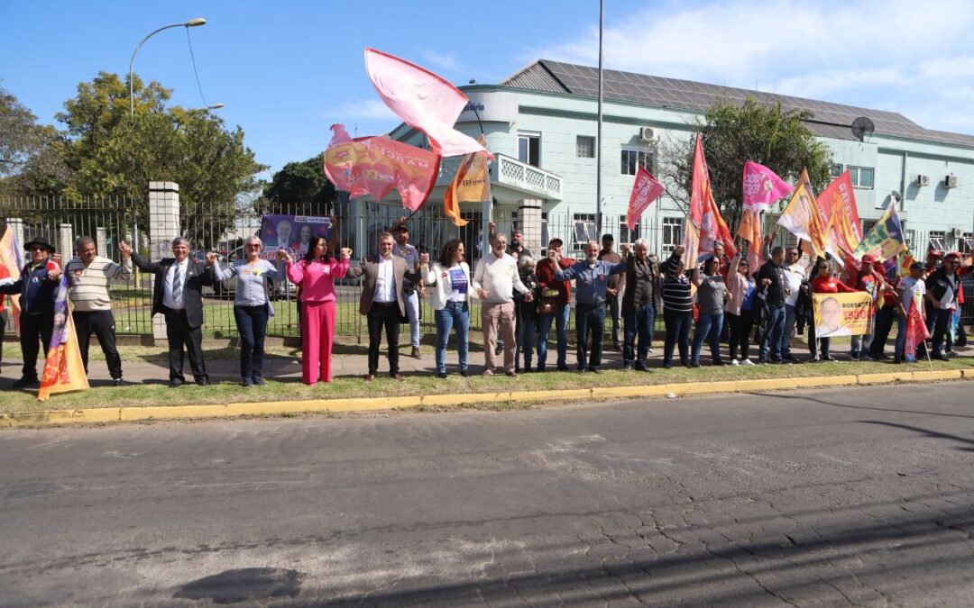 Em São Leopoldo, Edegar Pretto participa de abraço simbólico ao Hospital Centenário
