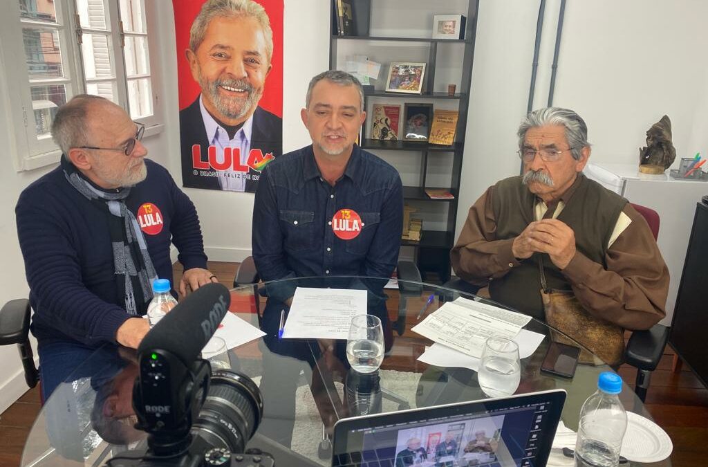 Aniversário do Banrisul é celebrado por Edegar Pretto, Pedro Ruas e Olívio Dutra