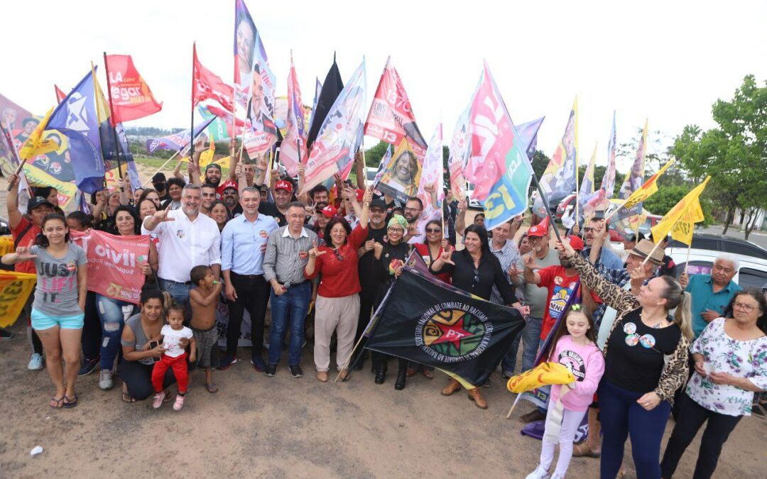 Edegar Pretto visita bairros e participa de atividade com a juventude em Santa Maria 