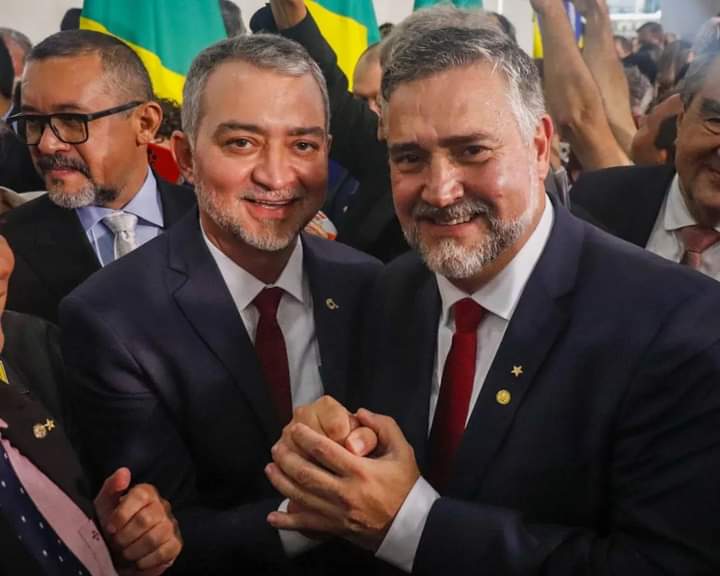 Edegar Pretto acompanha posse de ministros de Lula