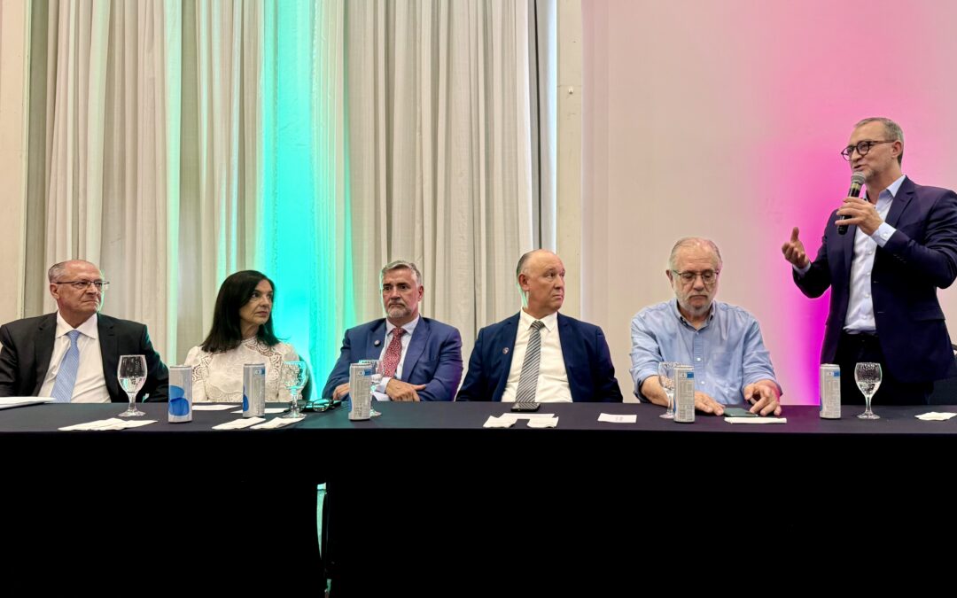 Festa da Uva: Edegar Pretto e Alckmin indicam que Governo Lula pode garantir preço mínimo para o suco de uva