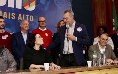 Juliana Brizola (PDT) e Edegar Pretto (PT) apresentam movimento de construção de Plano de Governo ouvindo o povo gaúcho 