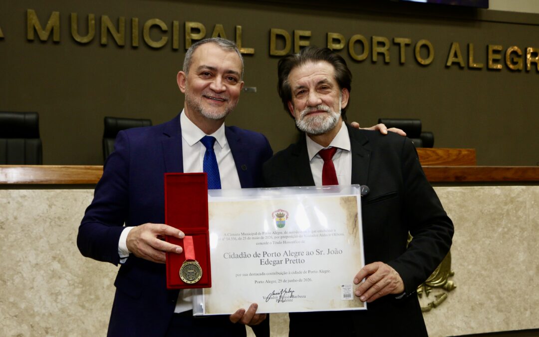 Edegar Pretto recebe o título de Cidadão de Porto Alegre